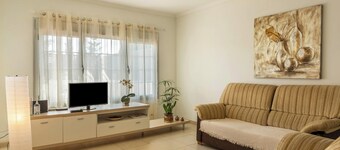 Holiday Home ’Duplex Pedroza’ with Wi-Fi & Garden