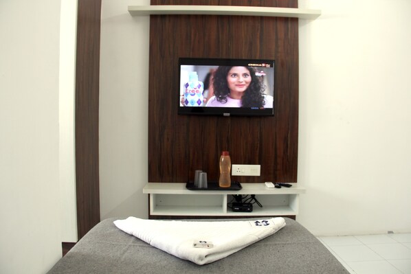 Individually decorated, desk, bed sheets