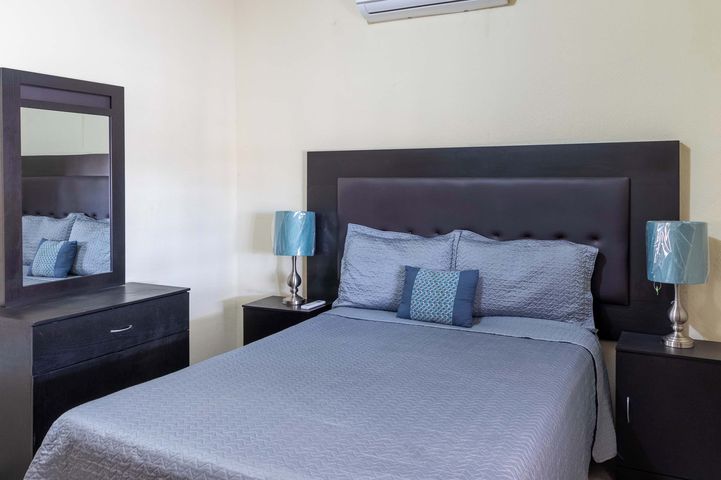 3 Schlafzimmer, Bügeleisen/Bügelbrett, WLAN, Bettwäsche