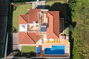 Exterior - Villa Pacheco | 4 Bedrooms | Easy Walking to the Beach | Olhos de Água (Albufeira)
