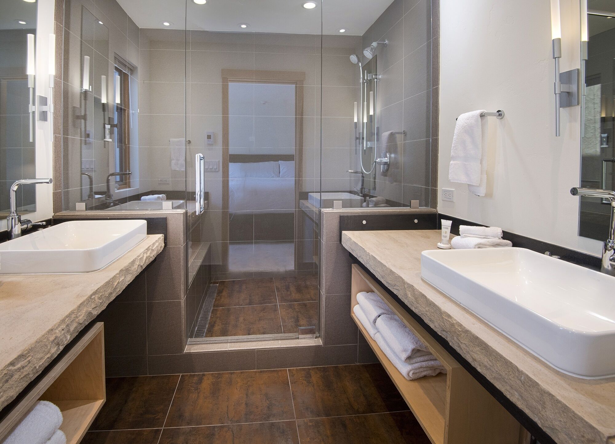 Townhome, 3 Bedrooms | Bathroom | Free toiletries, hair dryer, towels, shampoo