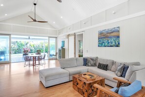 Casa, 5 quartos | Área de estar | Smart TV, serviços de streaming