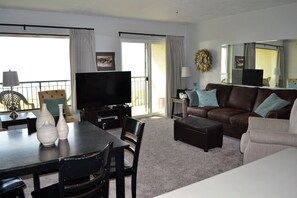 TV, DVD player - 4th Floor Oceanfront Fabulous Condo! (Seaside)