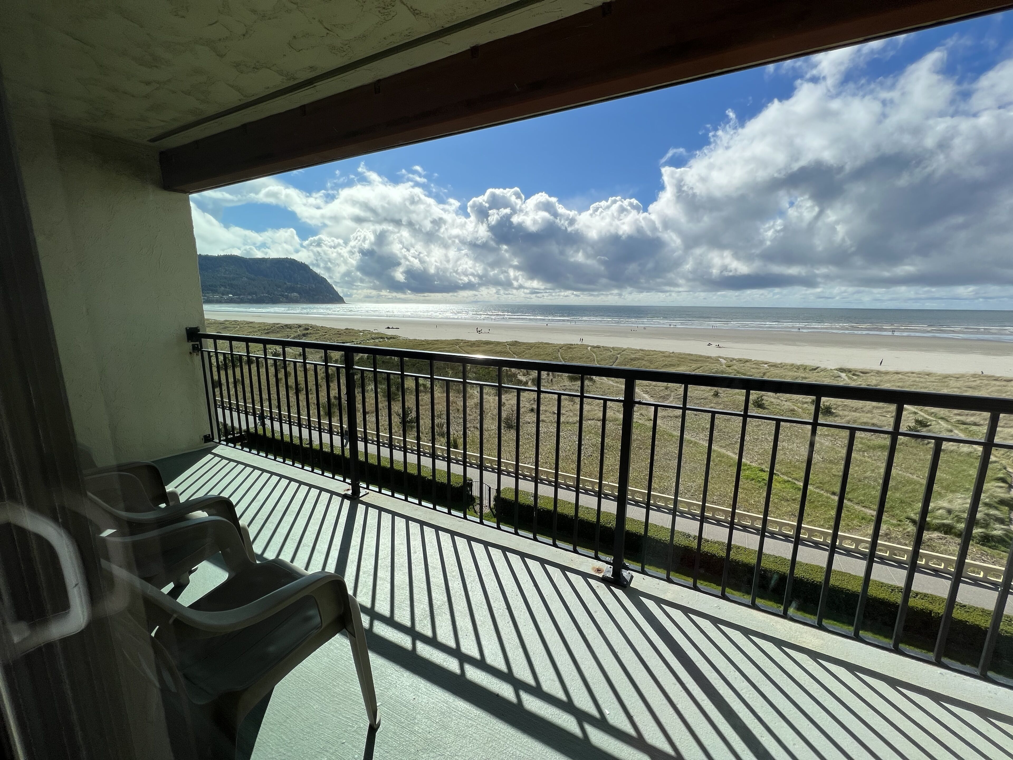 4th Floor Oceanfront Fabulous Condo!