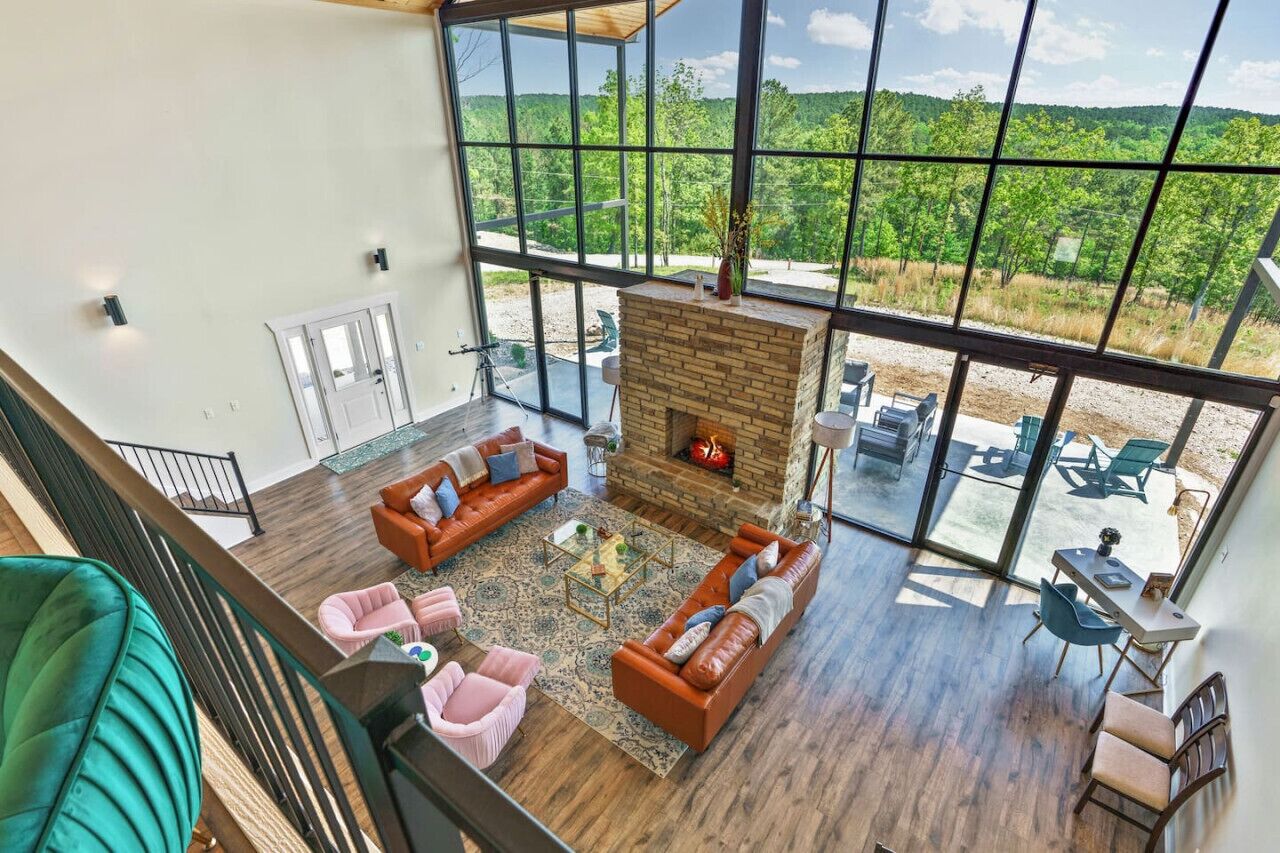 電視、壁爐、音響