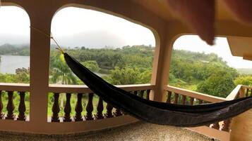 Mặt tiền nơi lưu trú