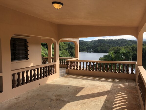 Vue sur le paysage depuis l’hébergement 