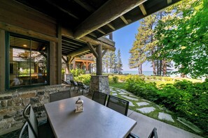 Outdoor dining - Premier Lakefront w/ Hot Tub & A/C, Near Heavenly | PEAK SS9 (South Lake Tahoe)