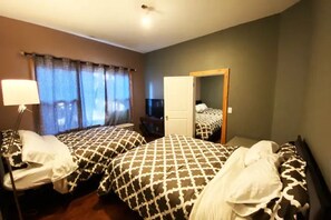 3 Schlafzimmer, Bügeleisen/Bügelbrett, WLAN, Bettwäsche