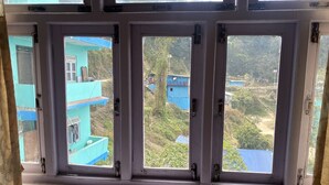 Deluxe Room | Free WiFi - Hotel Pathibhara (Taplejung)