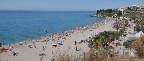 Beach nearby, sun-loungers