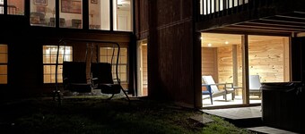 Hocking Hills Cottage with beautiful pond