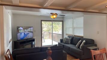 Smart TV, DVD player