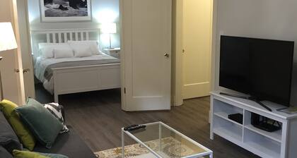 Clean and Cozy Belltown Condo in the heart of the Seattle