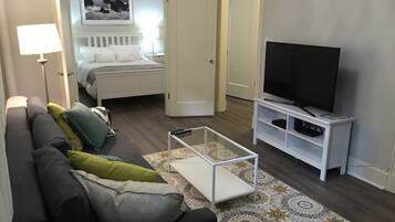 1 bedroom, iron/ironing board, travel cot, free WiFi