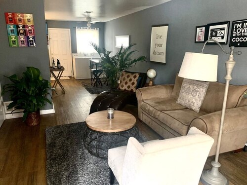 2 bedroom apt 5 minutes from Hartsfield airport 