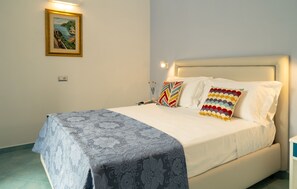 2 bedrooms, in-room safe, iron/ironing board, travel crib
