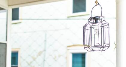 The Westley House, Victorian Charm, 2 Blocks from Beach and Boardwalk, Sleeps 12