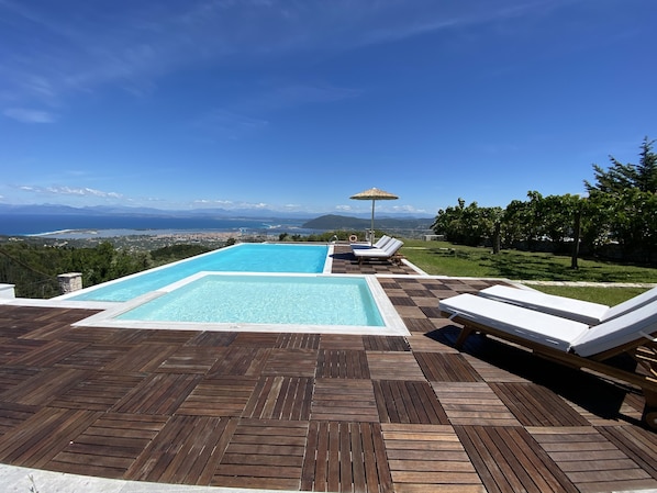 Piscine extérieure