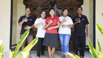 Cottage | Bahagian luar