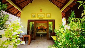 Cottage | Bahagian luar