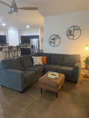 Smart TV - Beautiful Family-Owned, One-Story Home in Seville Estates! (Gilbert)