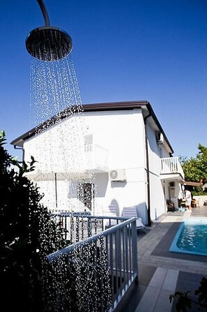 Outdoor pool - Apt.No.1 with swimming pool and sea views  (Podaca)