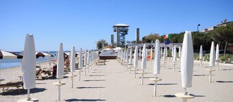 Holiday house Lido delle Nazioni for 1 - 6 persons with 2 bedrooms - Row house
