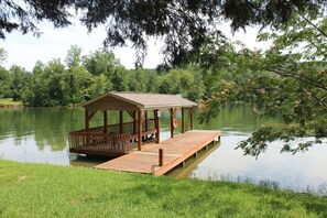 Property grounds - Lake Retreat the perfect cozy get away! (Ten Mile)