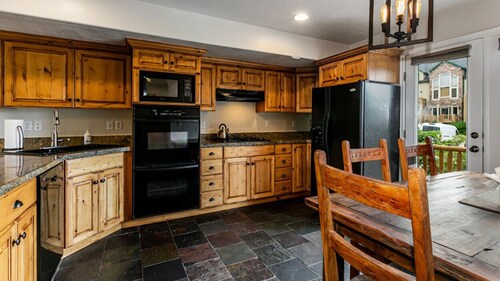 Rare 1-Bedroom Moose Hollow Condo - Eden, Utah - Mountain Views, Pool & Hot Tub