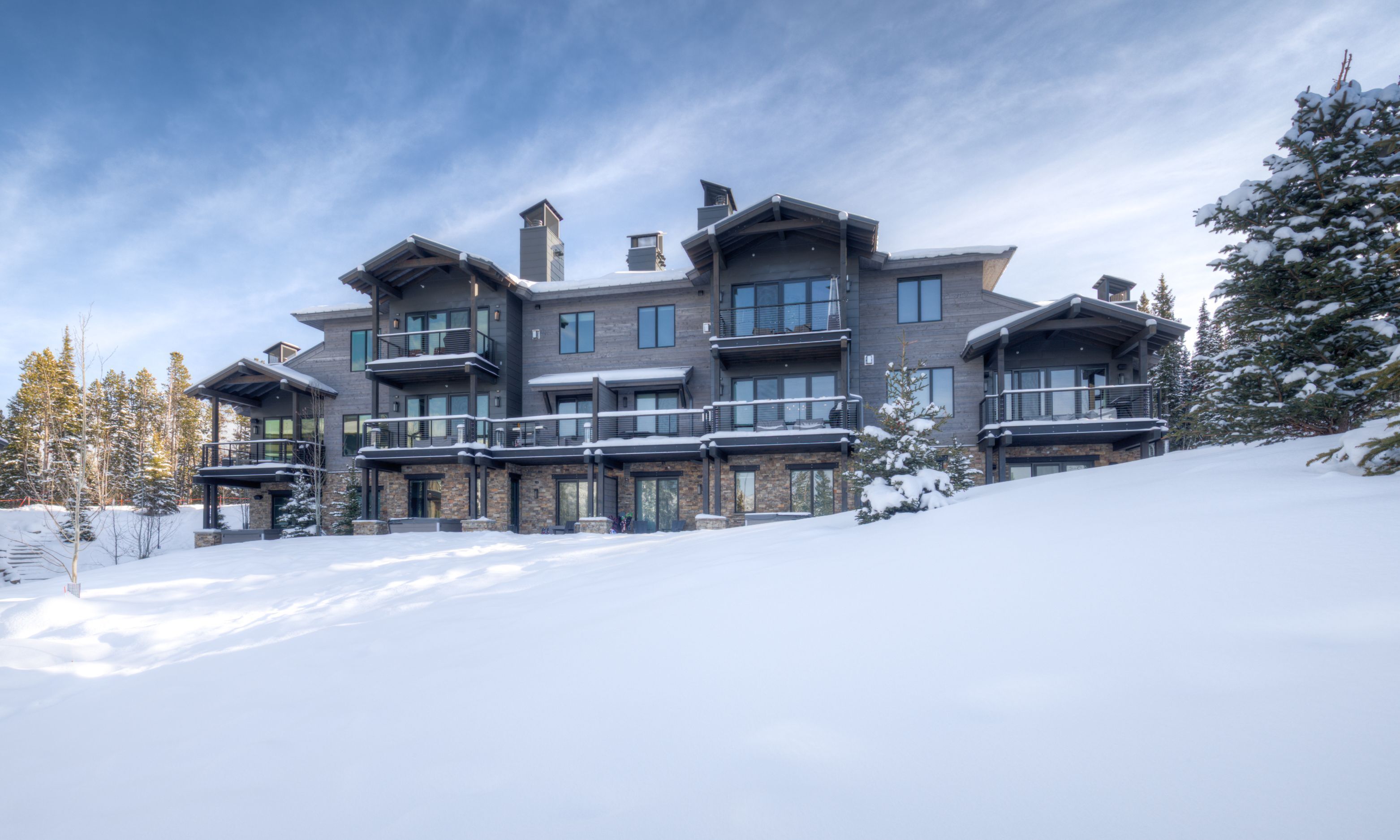 Big Sky Vacation Rentals: Gateway 1