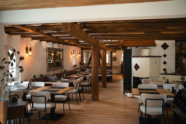 Dining - Akazie - Siegelsbacher Mühle (Siegelsbach)