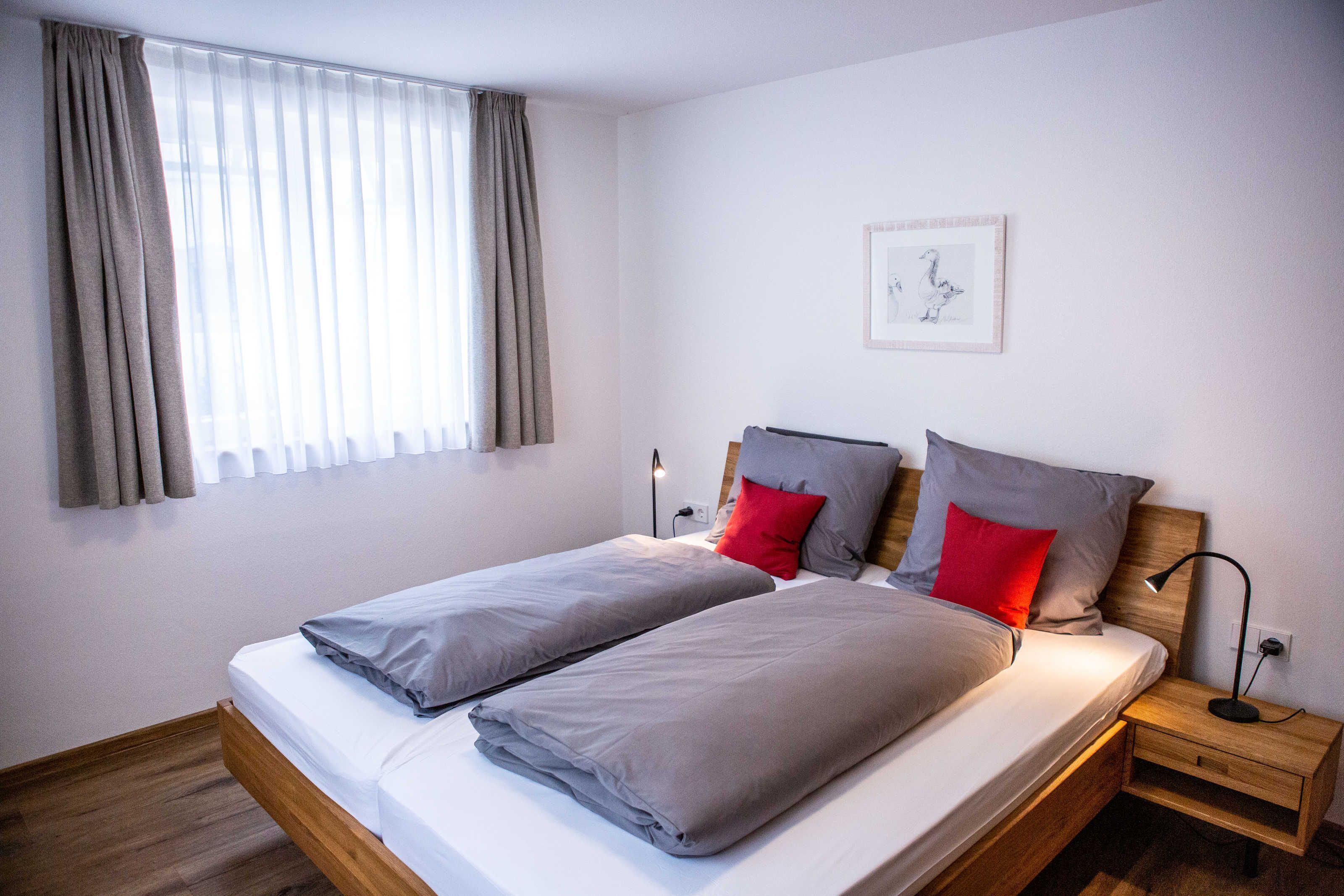 2 Schlafzimmer, Zimmersafe, Schreibtisch, Reisekinderbett