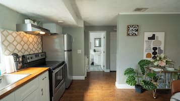 Fridge, stovetop, cookware/dishes/utensils