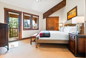 5 عدّة غرف نوم ومكواة/لوح كي وواي فاي مجانًا وملاءات أسرّة