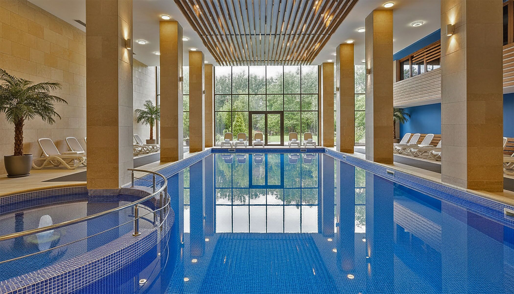 Innenpool, Außenpool