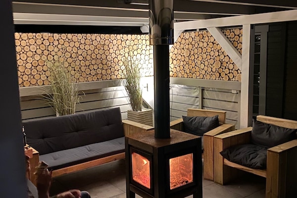 Ferienhaus Rehbach Edersee Magdalena Feuerstelle Terrasse