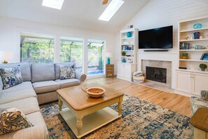 TV, fireplace, DVD player