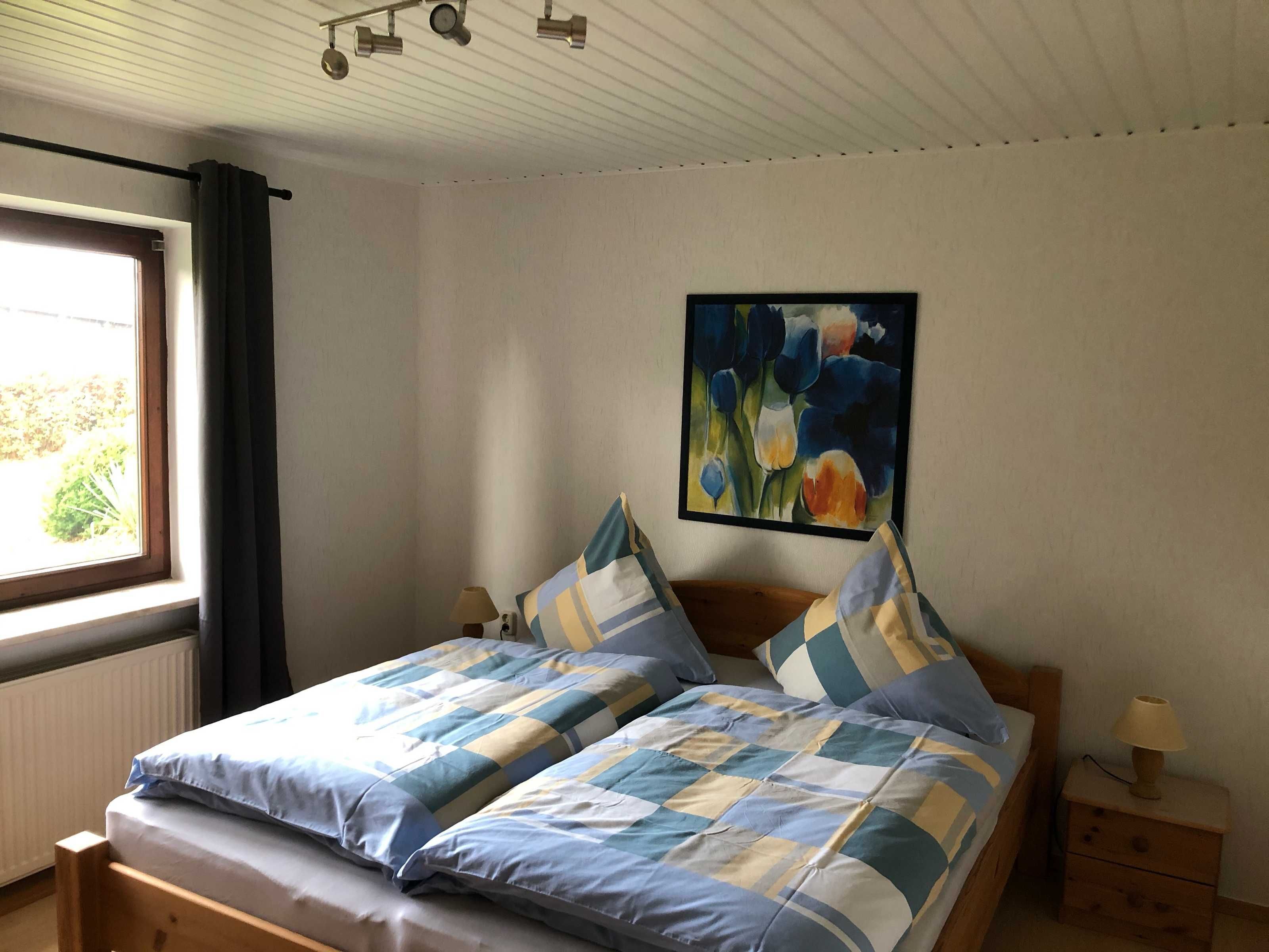 2 makuuhuonetta, vauvan matkasänky, Wi-Fi, vuodevaatteet