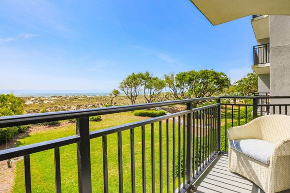 Unclassified image, 1 of 49, button