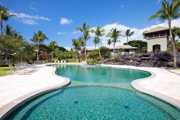 Pool - Includes Mauna Lani Beach Club Pass. Fairways at Mauna Lani 704 (Waimea)