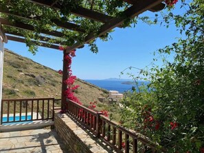 Property grounds - Private Pool & Breathtaking Panoramic Sea View *- (Kato Agios Petros)