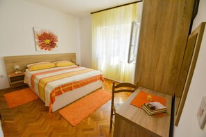 1 bedroom, travel crib, free WiFi, bed sheets - Apartment for 2 persons (Supetarska Draga)