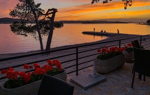 House | Balcony - Immaculate 2-bed Home 5 Mins Walk to the Beach! (Biograd na Moru)