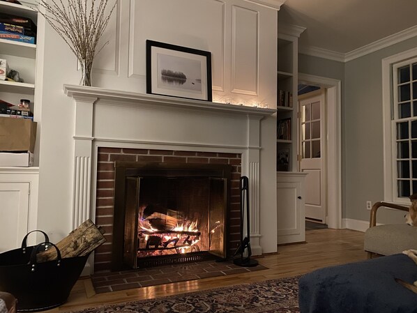 Interior - Beautiful home offering privacy on 7 acres with private pond (West Windsor)