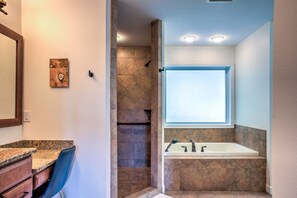 Shower, jetted tub, hair dryer, towels - Peaceful Rise | Hot Tub, EV Charger & Views⛰️ Near Waynesville + Biltmore Pass (Waynesville)
