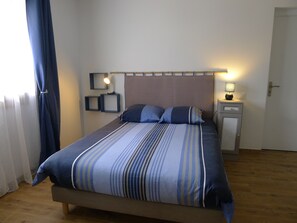 1 chambre, fer et planche à repasser, Wi-Fi
