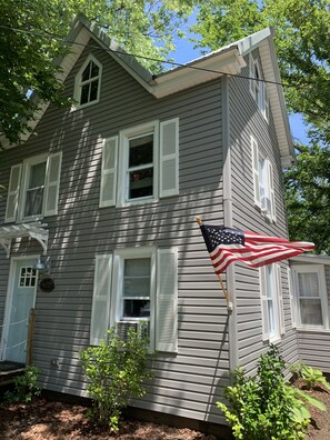 Exterior - Historic home on Smith Island w/ dock! (Smith Island)