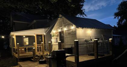 Historic home on Smith Island w/ dock!