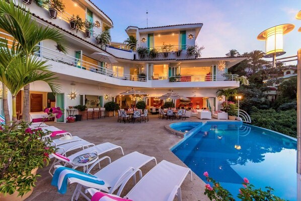 Piscina externa, piscina aquecida